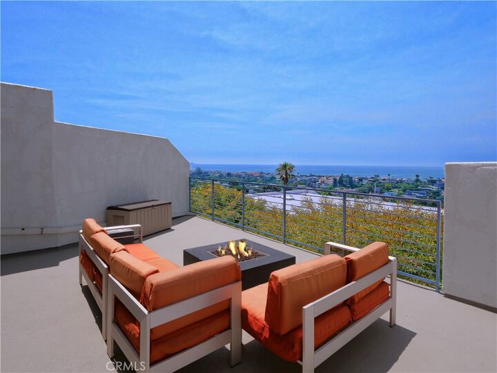 Property Photo:  736 Gould Avenue 26  CA 90254 