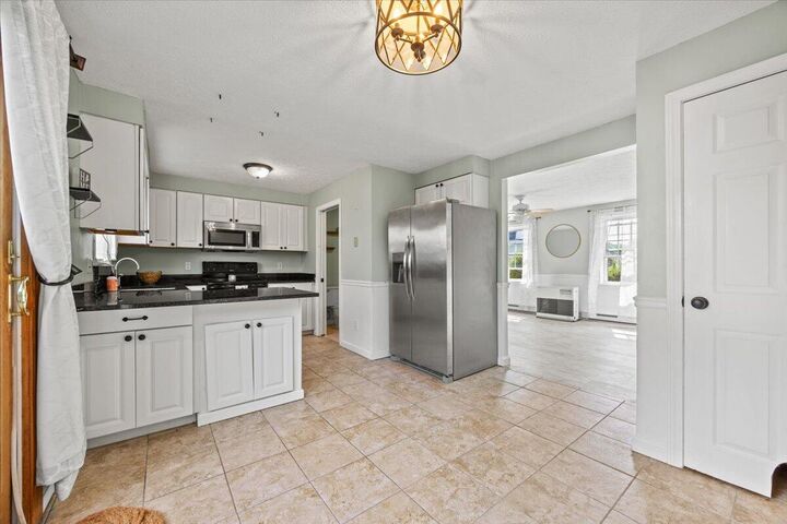 Property Photo:  318 Alfred Street 6  ME 04005 