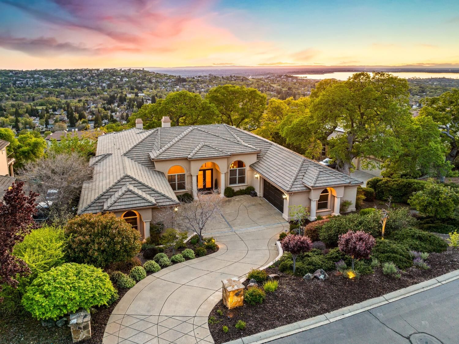 Property Photo: 5520 Sur Mer Drive CA 95762