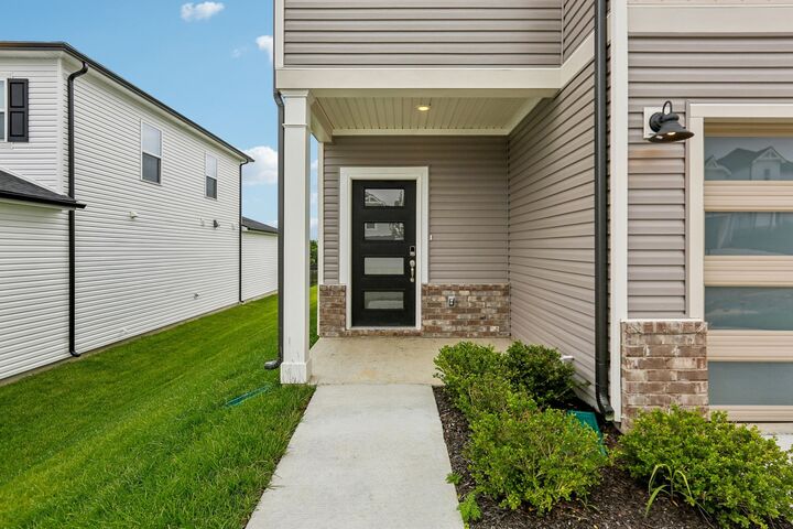 Property Photo: 4253 Skyridge Dr TN 37207