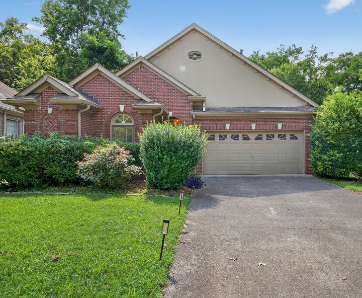 5518 Hearthstone Ln  Brentwood TN 37027 photo
