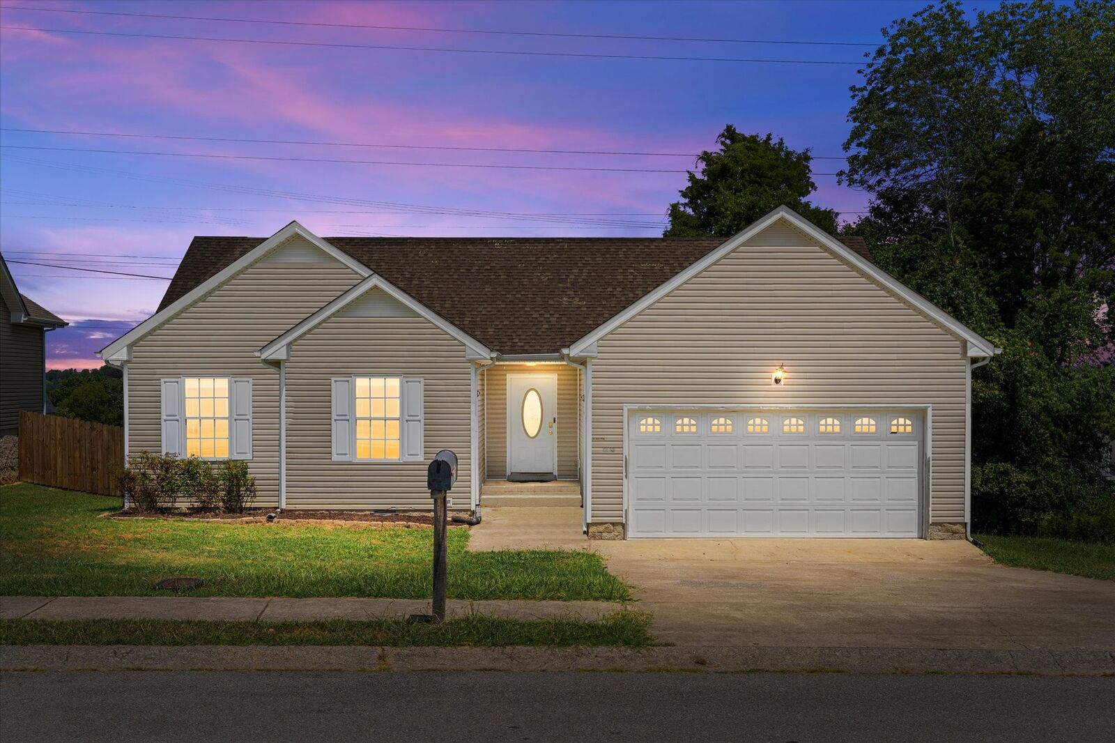 Property Photo: 356 Chalet Cir TN 37040
