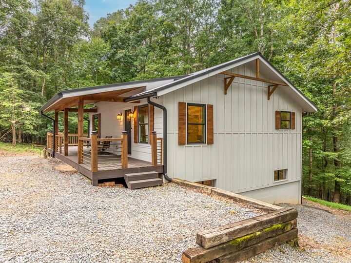 Property Photo:  122 Acadia Drive  GA 30540 