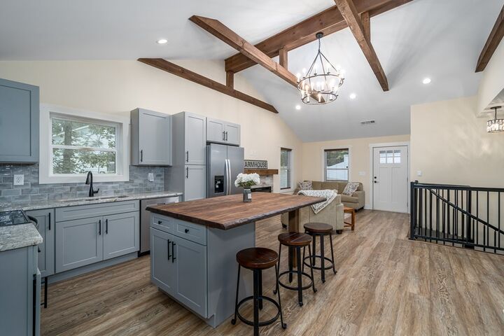 Property Photo: 122 Acadia Drive GA 30540