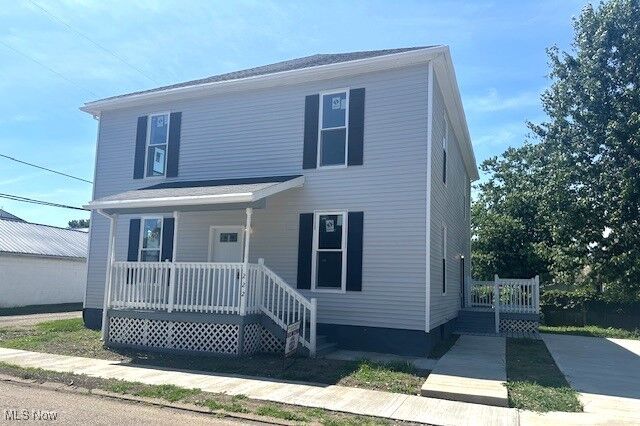 Property Photo:  222 Lincoln Street  OH 43701 
