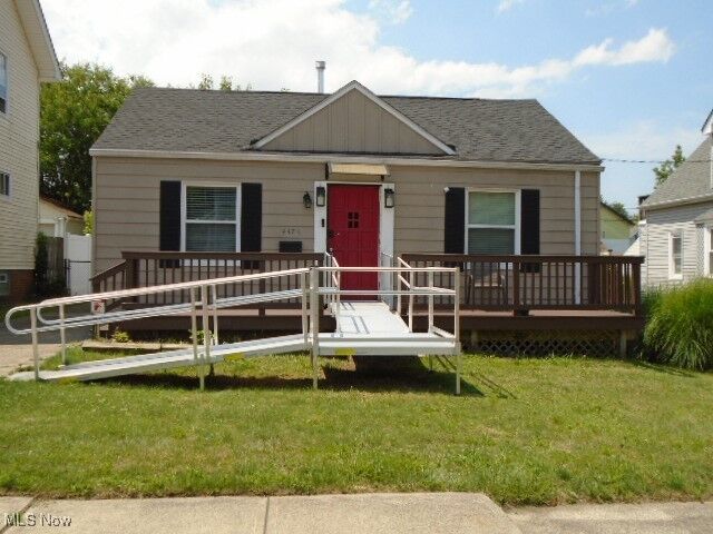 Property Photo: 4476 W 51st Street OH 44144