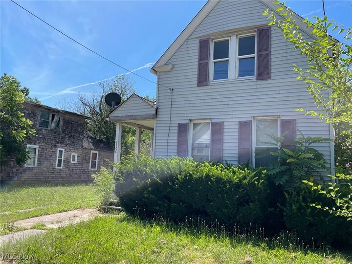 Property Photo: 5206 Hamm Avenue OH 44127