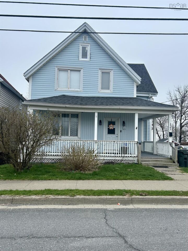 121 Victoria St  Glace Bay NS B1A 2Z7 photo
