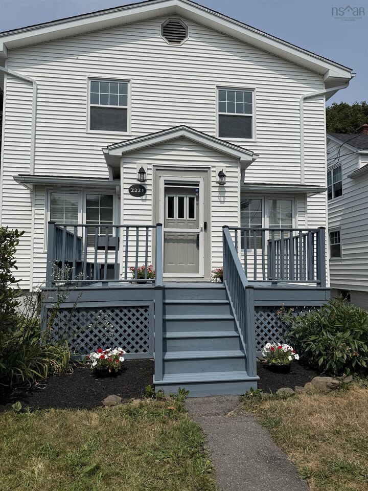 Property Photo: 2221 Blink Bonnie Terrace NS B3L 3E8