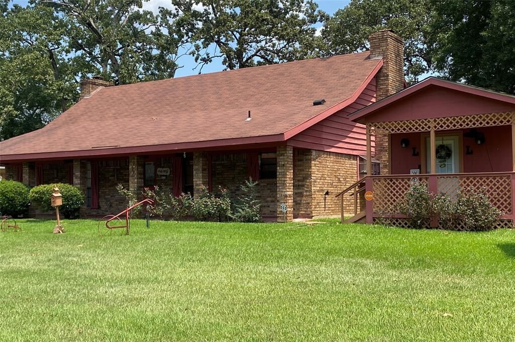 Property Photo: 6030 Yukon Drive LA 71107