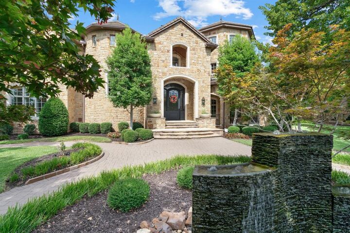 1908 Point De Vue Drive  Flower Mound TX 75022 photo