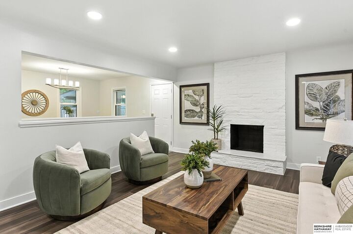 Property Photo: 2621 S 105th Street NE 68124