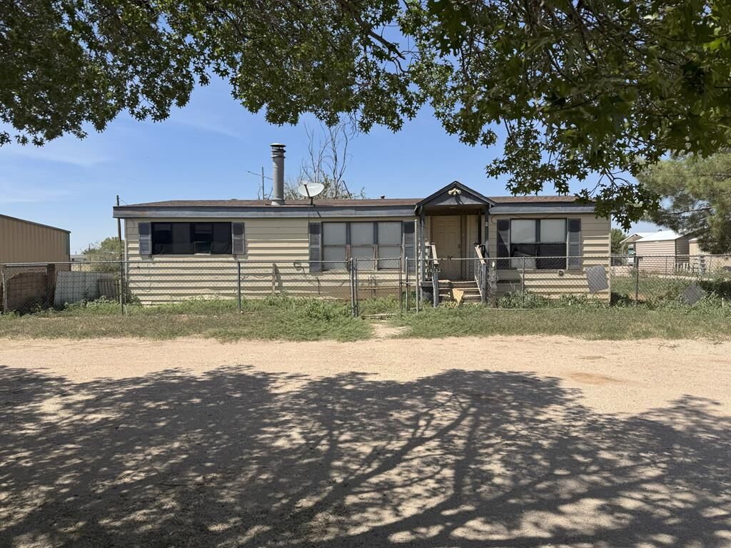 Property Photo:  10741 E Colgate Ave  TX 79758 