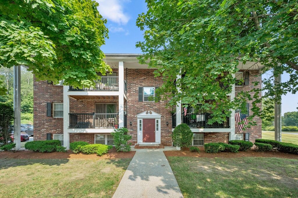 Property Photo:  7 Walker Road 12  MA 01845