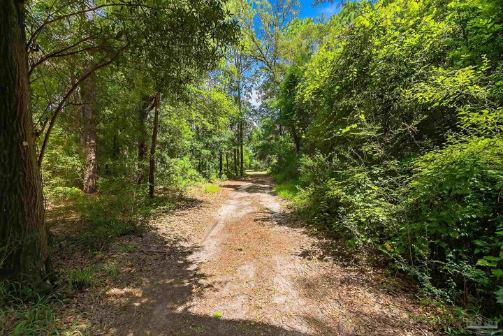 Property Photo:  5844 Parsons Rd  FL 32570 
