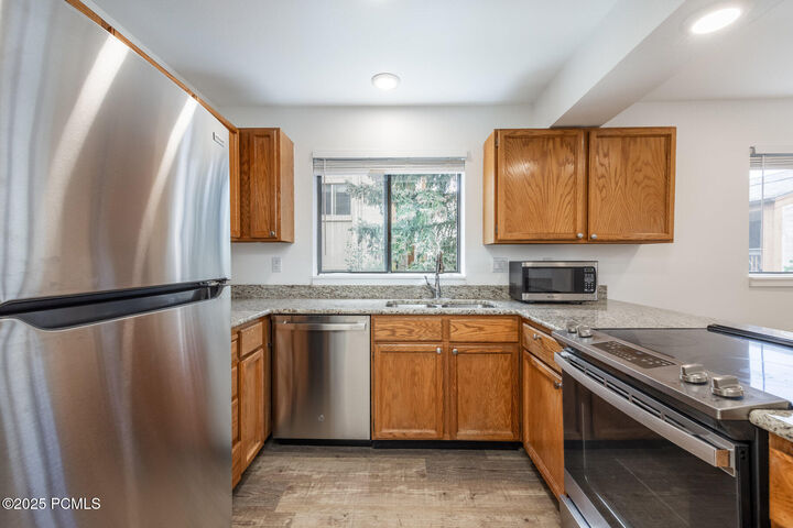 Property Photo: 1650 Upper Iron Horse Loop I4 UT 84060