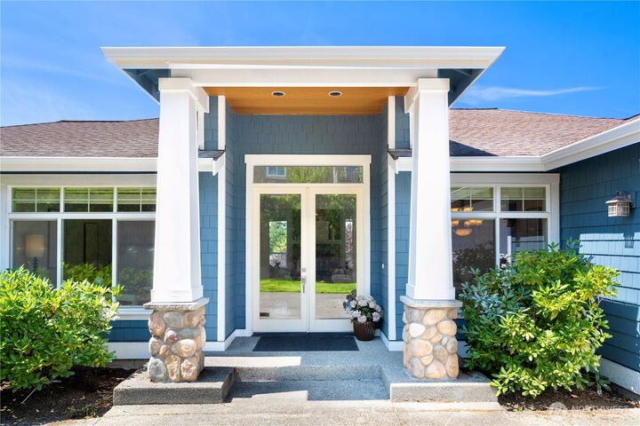 Property Photo: 6230 167th Avenue SE WA 98006