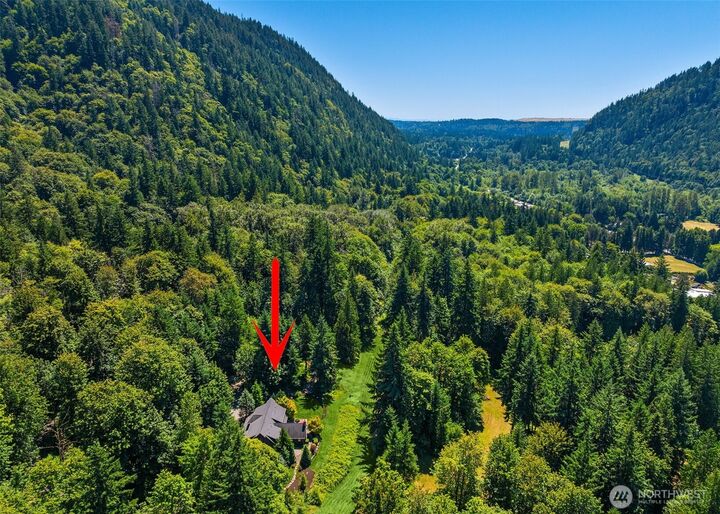 Property Photo: 24211 SE 106th Place WA 98027