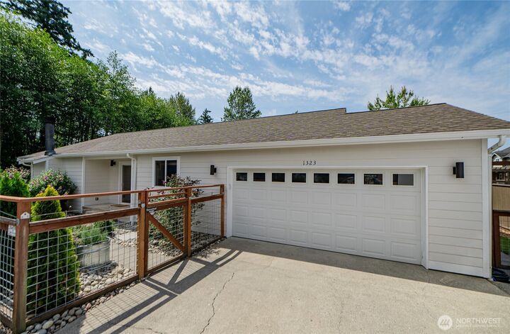 Property Photo: 1323 Wilson Avenue WA 98230