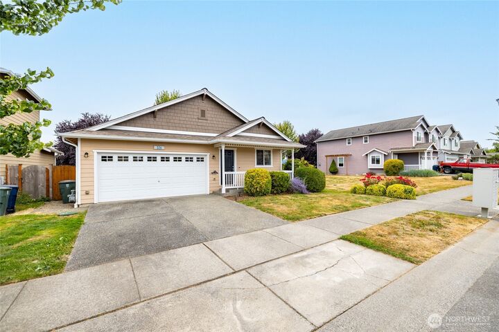 Property Photo:  326  Klinger Street  WA 98284 