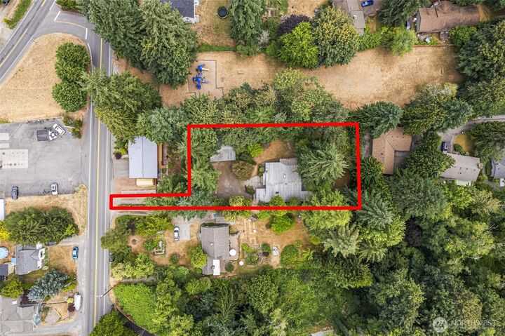 Property Photo:  5531 NE 193rd Street  WA 98028 