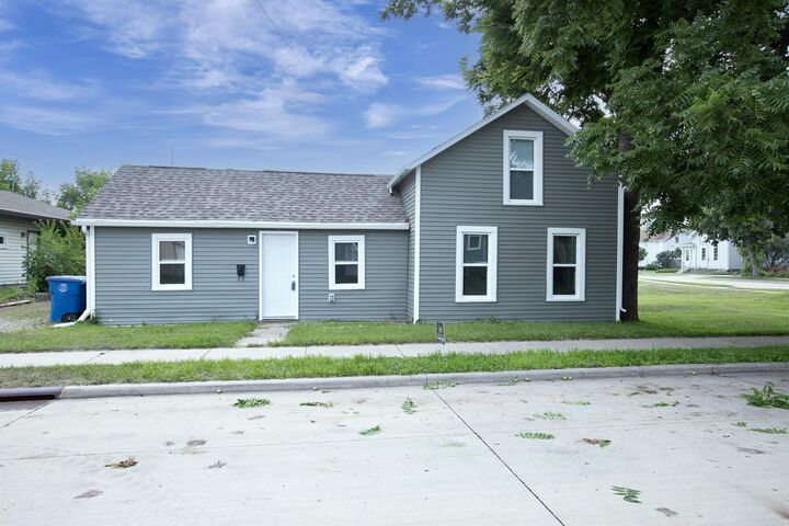 518 Dakota Street  Oshkosh WI 54902 photo