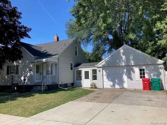 Property Photo: 21723 Donald Avenue MI 48021