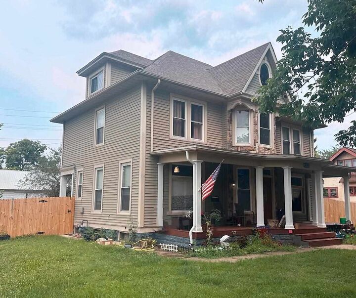 Property Photo: 430 Kinsey Street IN 47374