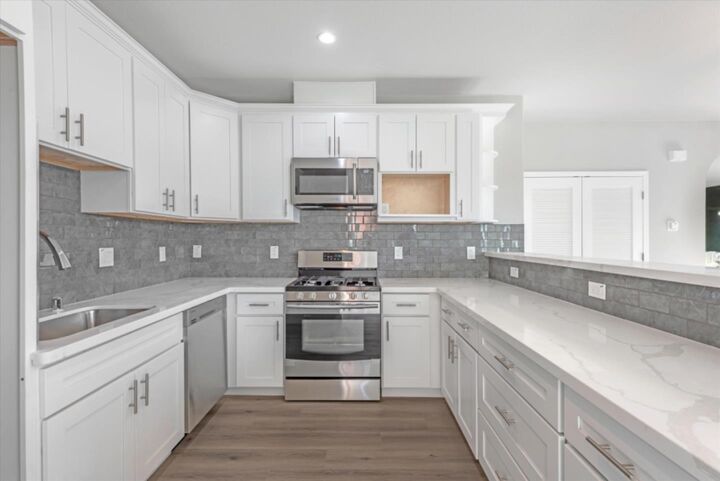 Property Photo: 823 West A Street 2 CA 94541