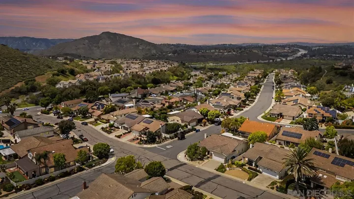12512 Cloudesly Dr  San Diego CA 92128 photo