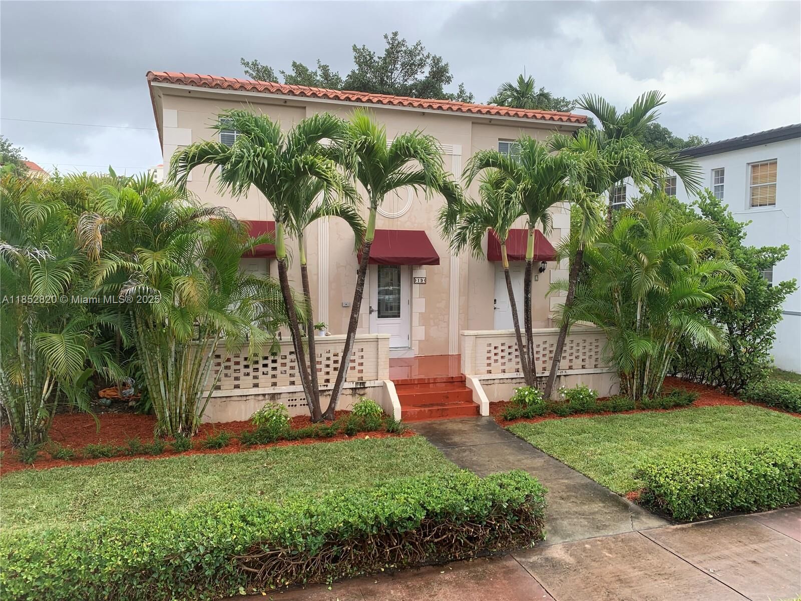 Property Photo:  19 Sidonia Ave 7  FL 33134 