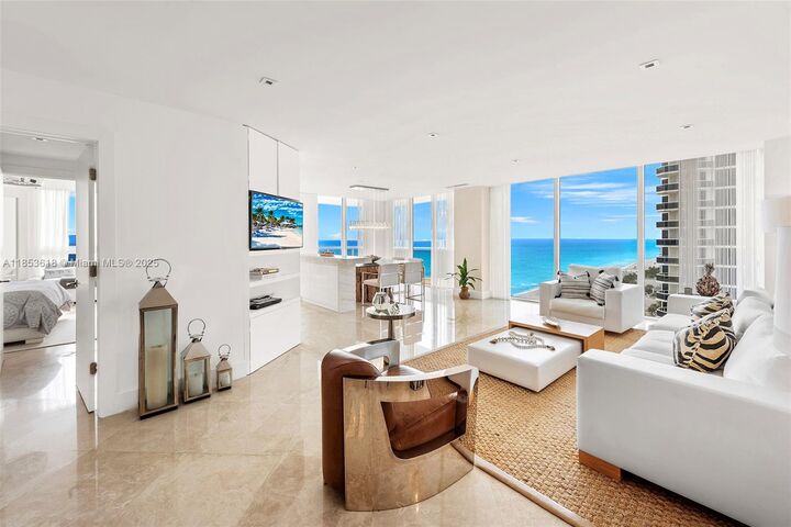 4779 Collins Ave 2403  Miami Beach FL 33140 photo