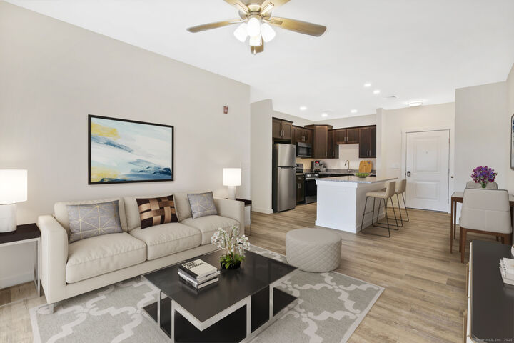 Property Photo: 280 Salmon Brook Street 5203 CT 06035