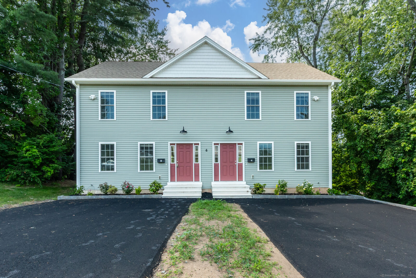 Property Photo:  6 Morrison St Extension  CT 06066 