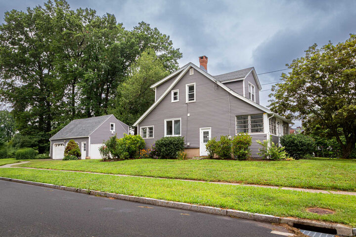 Property Photo:  101 Englewood Avenue  CT 06110 