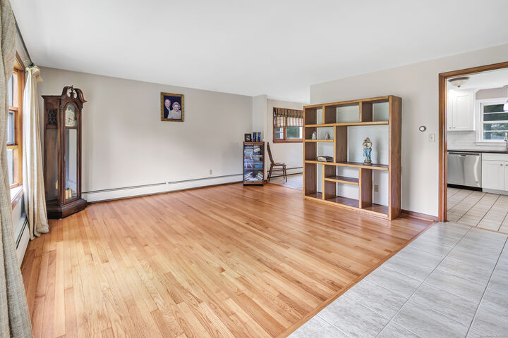 Property Photo:  15 Turner Drive  CT 06473 