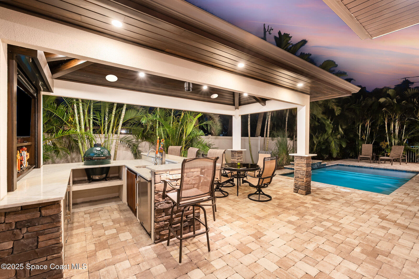 Property Photo:  115 Enclave Avenue  FL 32937 