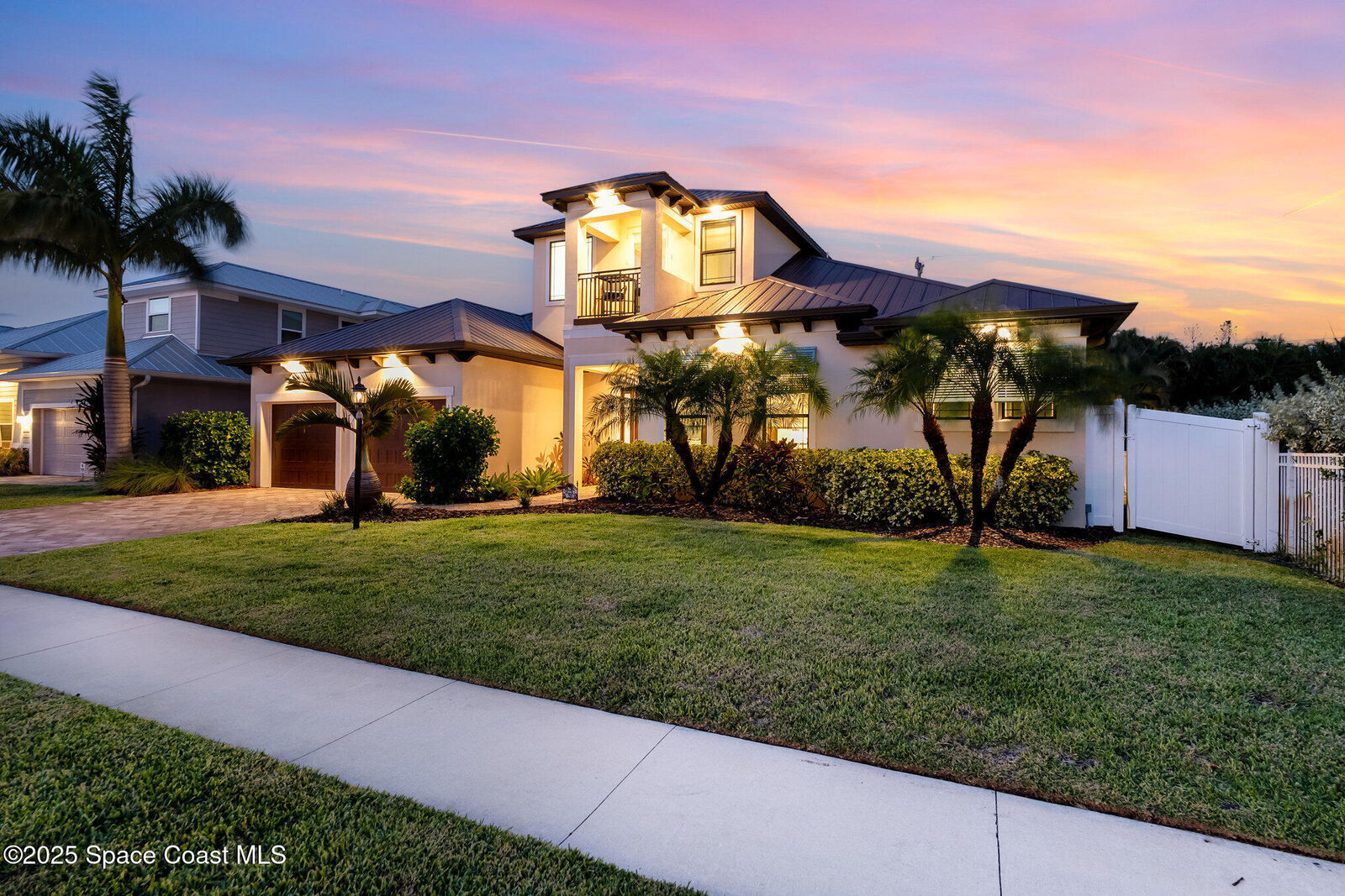 Property Photo: 115 Enclave Avenue FL 32937