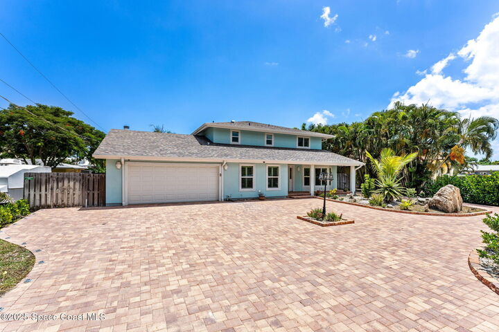 Property Photo:  1105 Magnolia Drive  FL 32903 