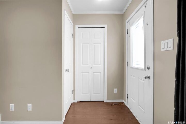 Property Photo:  275 Pringle Lane 207  SK S7T 0T5 