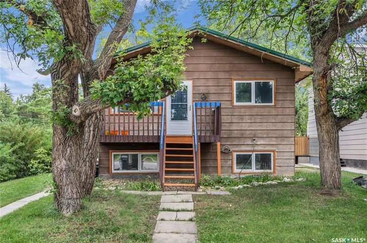 1613 Central Avenue  Saskatoon SK S7N 2T4 photo