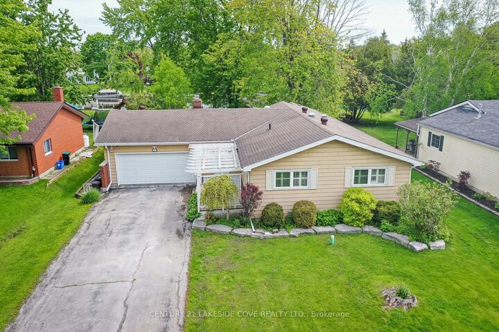 Property Photo: 9 Pinetree Court ON L0K 1B0