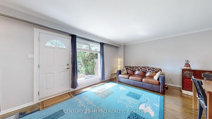 Property Photo: 6 Lexington Avenue 5 ON M9V 3T3
