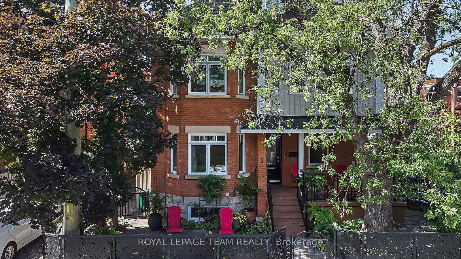 Property Photo: 1 Regent Street ON K1S 2R4