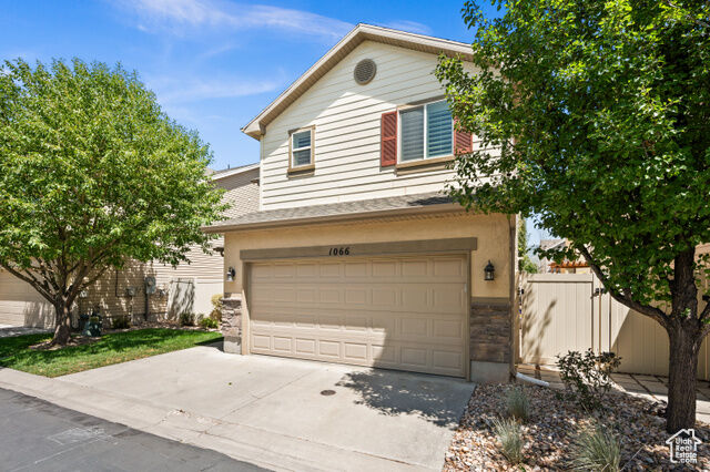 Property Photo: 1066 W Stonehaven Dr UT 84054