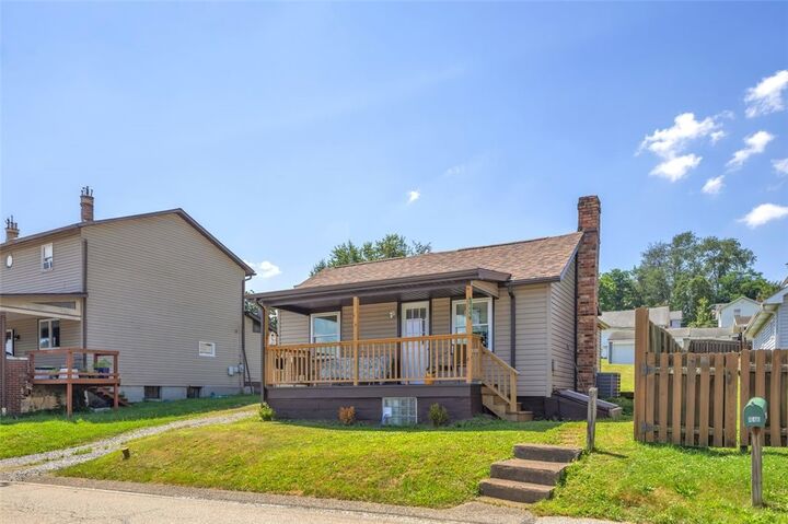Property Photo: 1646 Main Street PA 15656