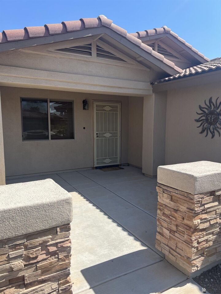 Property Photo: 13754 E 45 Dr AZ 85367-4785