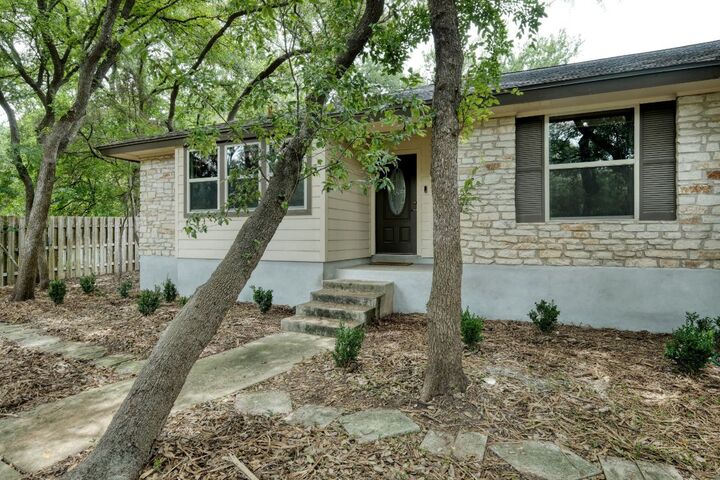 Property Photo: 4216 Verde Vista Vista TX 78628