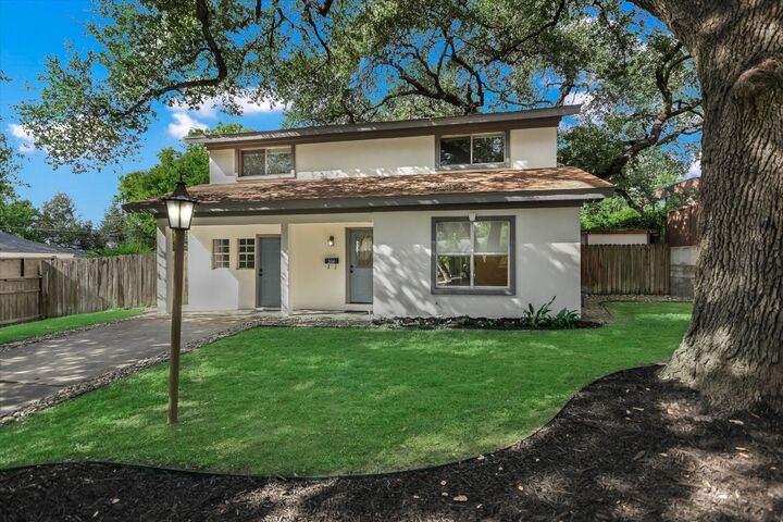 204 Brewster Street  Austin TX 78704 photo