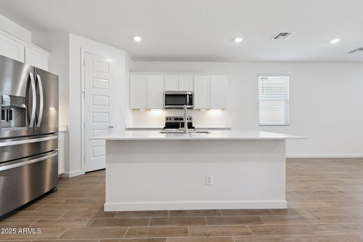 Property Photo: 17722 W Vogel Avenue AZ 85355